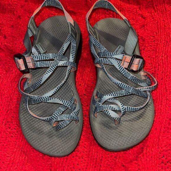 Women Chaco Strappy Sandals Sz 10 - Picture 2 of 10